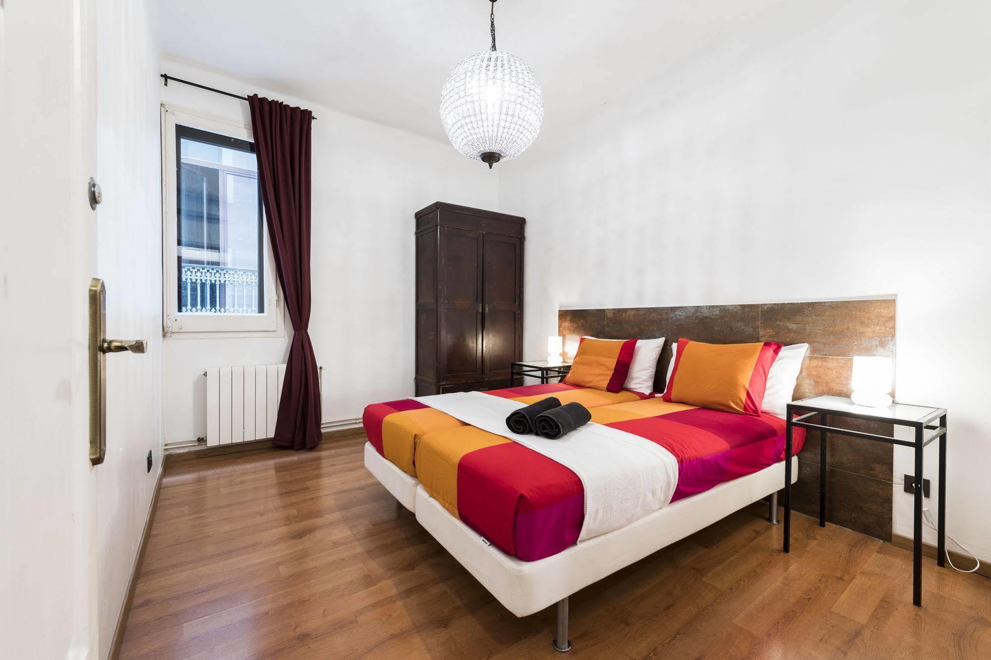 Vidre Home - Plaza Real Barcelona Eksteriør bilde